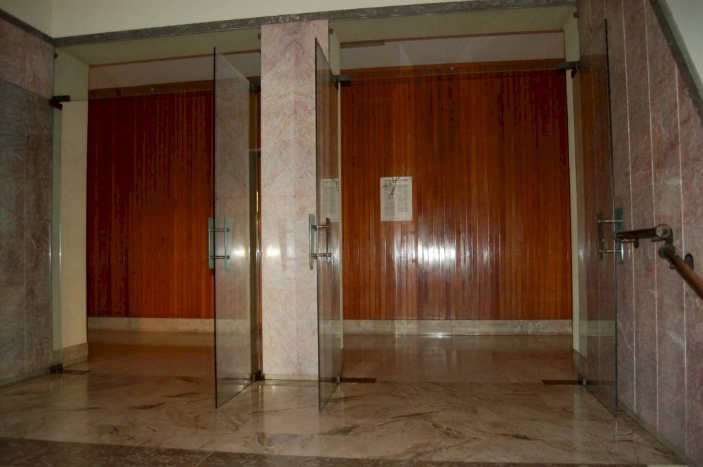 Interno palazzo - Bilocale corso Torino, 23, Chieri - foto 2