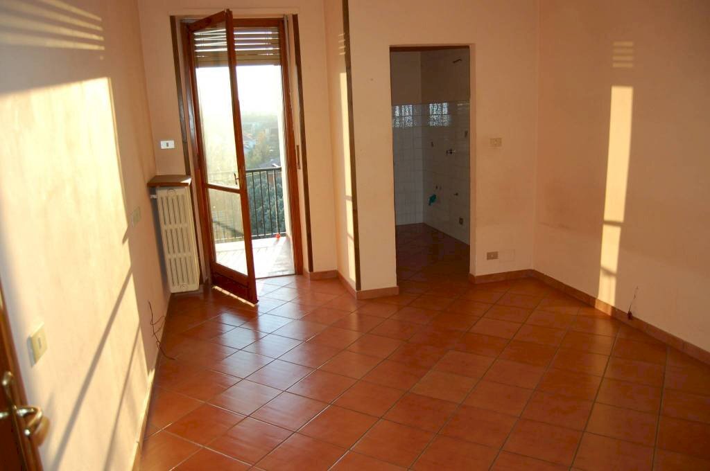 Cucina - Bilocale corso Torino, 23, Chieri - foto 3