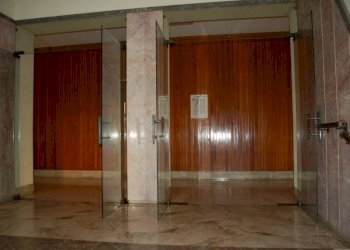 Interno palazzo - Bilocale corso Torino, 23, Chieri - foto 2