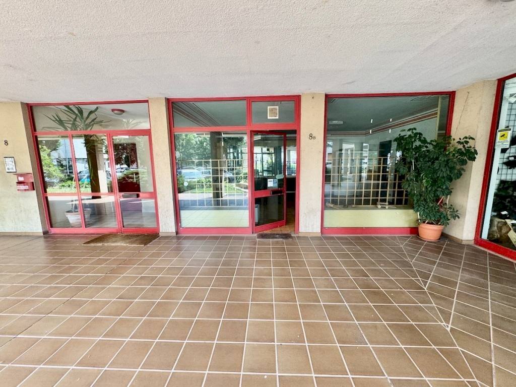 Facciata - Shop via Tripoli, 8B, Biella - photo 2