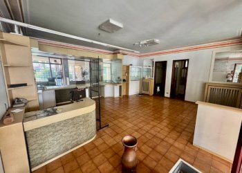 Salone - Shop via Tripoli, 8B, Biella - photo 3