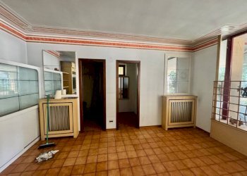 Salone - Shop via Tripoli, 8B, Biella - photo 5