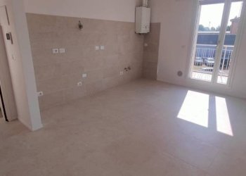 Salone - Trilocale via Agucchi, Bologna - foto 1