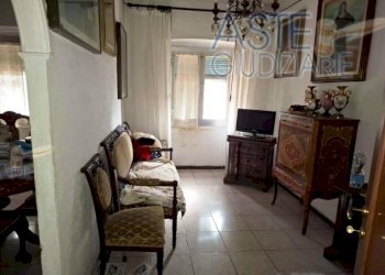 Salone - Trilocale all'asta via Giacomo Puccini, Genova (zona Sestri Ponente) - foto 6