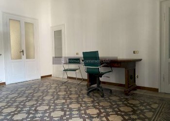studio  - Three-room apartment Brescia - photo 12