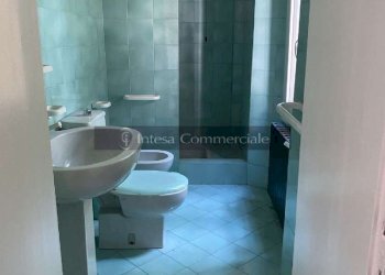 bagno con doccia - Three-room apartment Brescia - photo 17