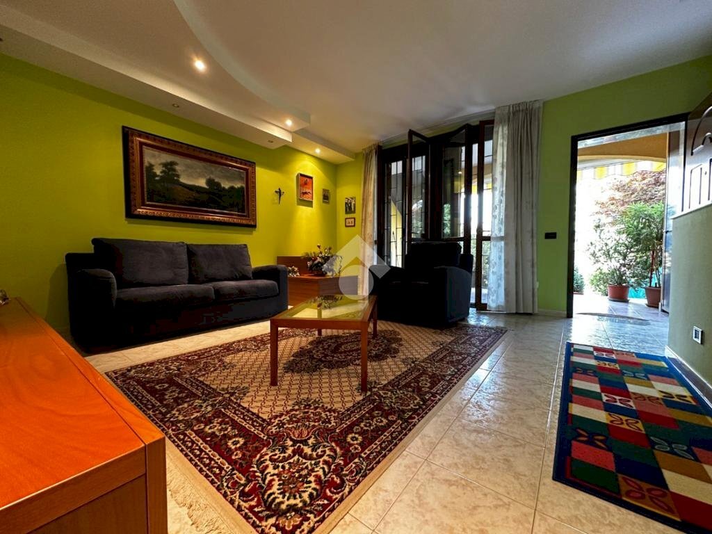 Two-room apartment Via Primo Levi, Bussero - photo 1