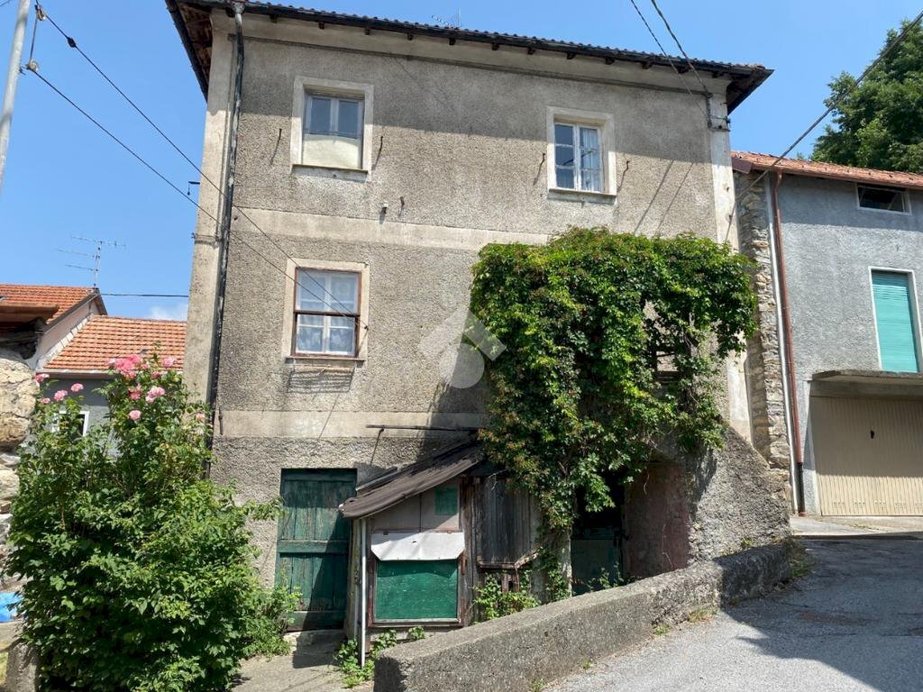 Semi-detached house Via Antica di Avosso, Casella - photo 1