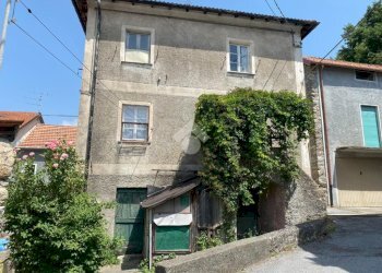 Semi-detached house Via Antica di Avosso, Casella - photo 1