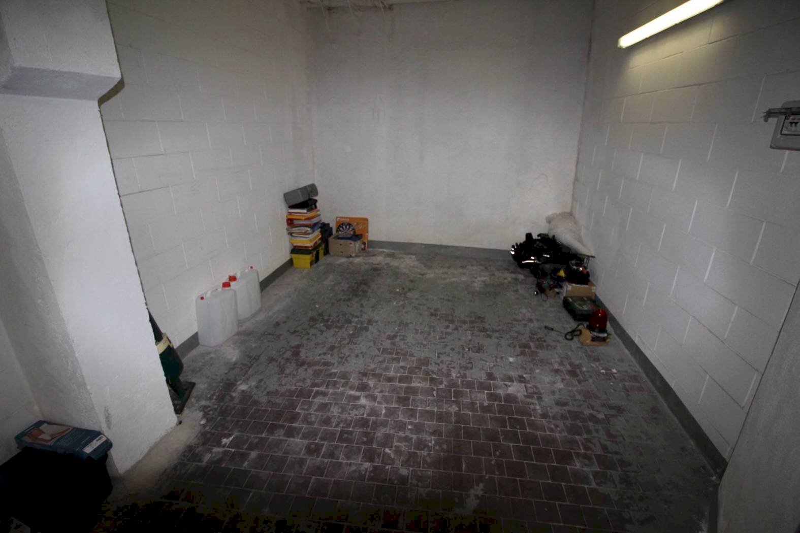 box - Box via Riccardo Banderali, Genova - foto 1