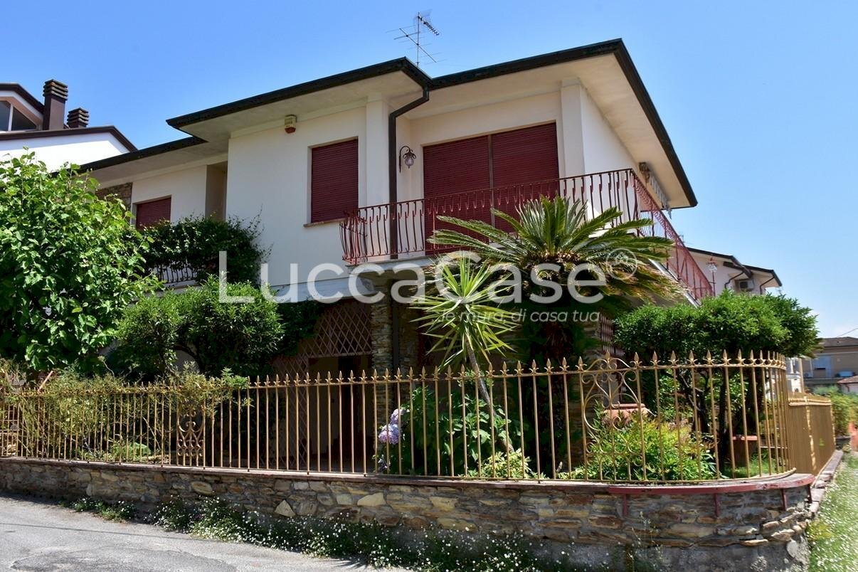 Villa a Schiera Massarosa - foto 1