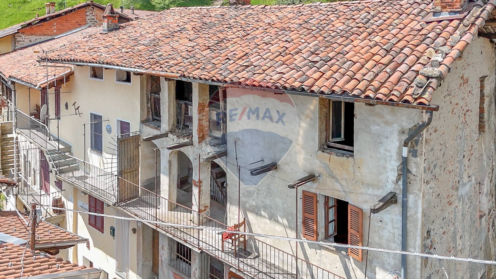 Casale Via Giacomo Pasqual, 12
Falletti, Sagliano Micca - photo 2
