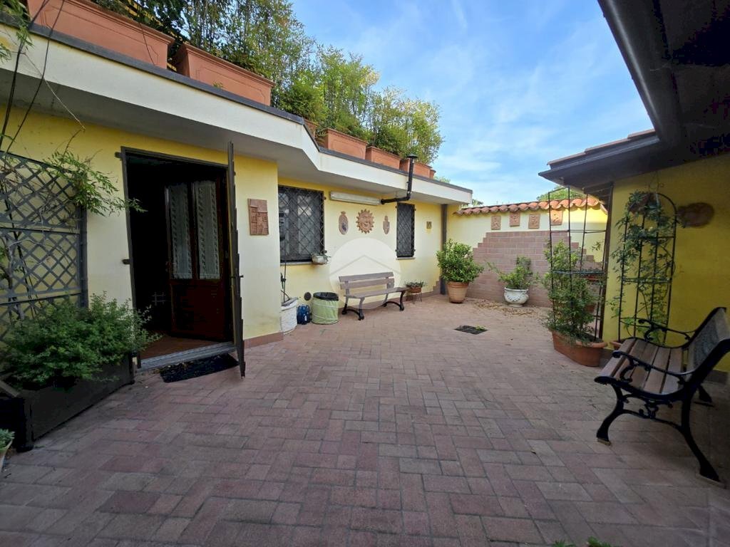 Villa Via Pasubio, Bosconero - foto 2