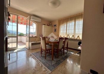 Casa semi indipendente Vicolo Turì, Sarzana - foto 2