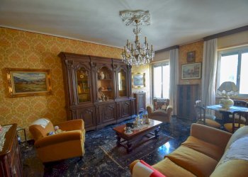 Trilocale Via Voltri 12, Genova (zona Voltri) - foto 2