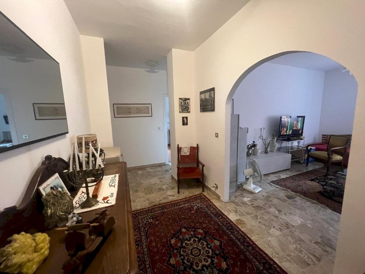 Four-room apartment Via Lorenzo Garda, 10, Ivrea - photo 2