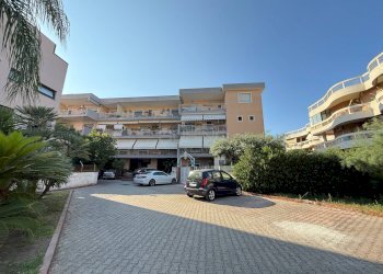Foto 2 - Quadrilocale VIA CARLO FORLANINI, Siracusa - foto 2
