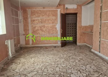 Foto 2 - Locale Commerciale COLLINA DEI PINI, Cisterna di Latina - foto 2