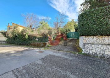 Foto 3 - Terreno edificabile Via Santa Croce
 
11, Sant'Angelo a Cupolo - foto 3