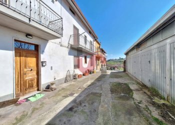 Foto 36 - Three-room apartment Via Bachelet
 
24, Benevento - photo 36