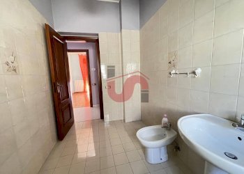 Foto 23 - Three-room apartment Via Bachelet
 
24, Benevento - photo 23