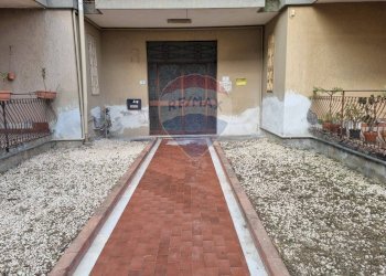 Edificio all\'aperto - Appartamento via cristoforo colombo
 
1, Tremestieri Etneo - foto 4