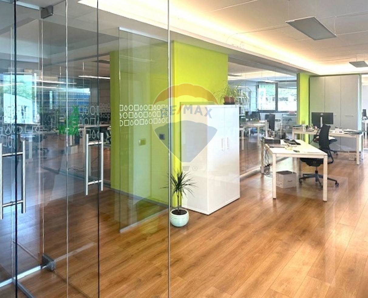Ufficio - Ufficio Via Case Sparse Europa
 
13, Nembro - foto 1