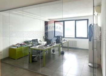 Ufficio - Office Via Case Sparse Europa
13, Nembro - photo 12