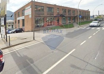 Edificio all\'aperto - Office Via Case Sparse Europa
13, Nembro - photo 36