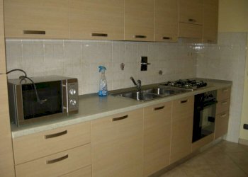 cucina - Appartamento Piazza Santa Maria Maggiore, Mondovì - foto 2