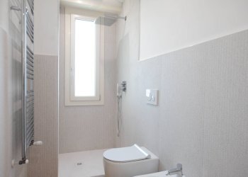 Foto 26 - Three-room apartment Corso Sebastopoli
 
210, Torino - photo 26