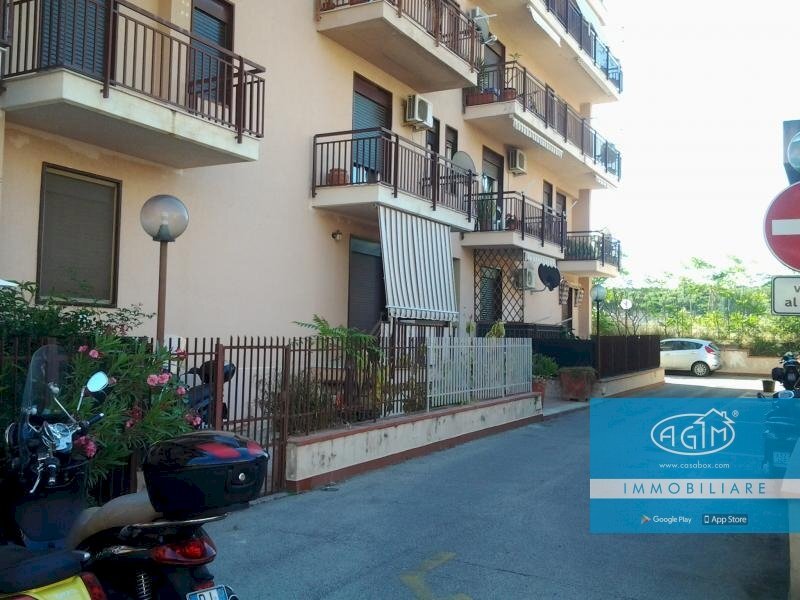 Foto 1 - Box Via Ammiraglio Cagni
 
61, Palermo - foto 1