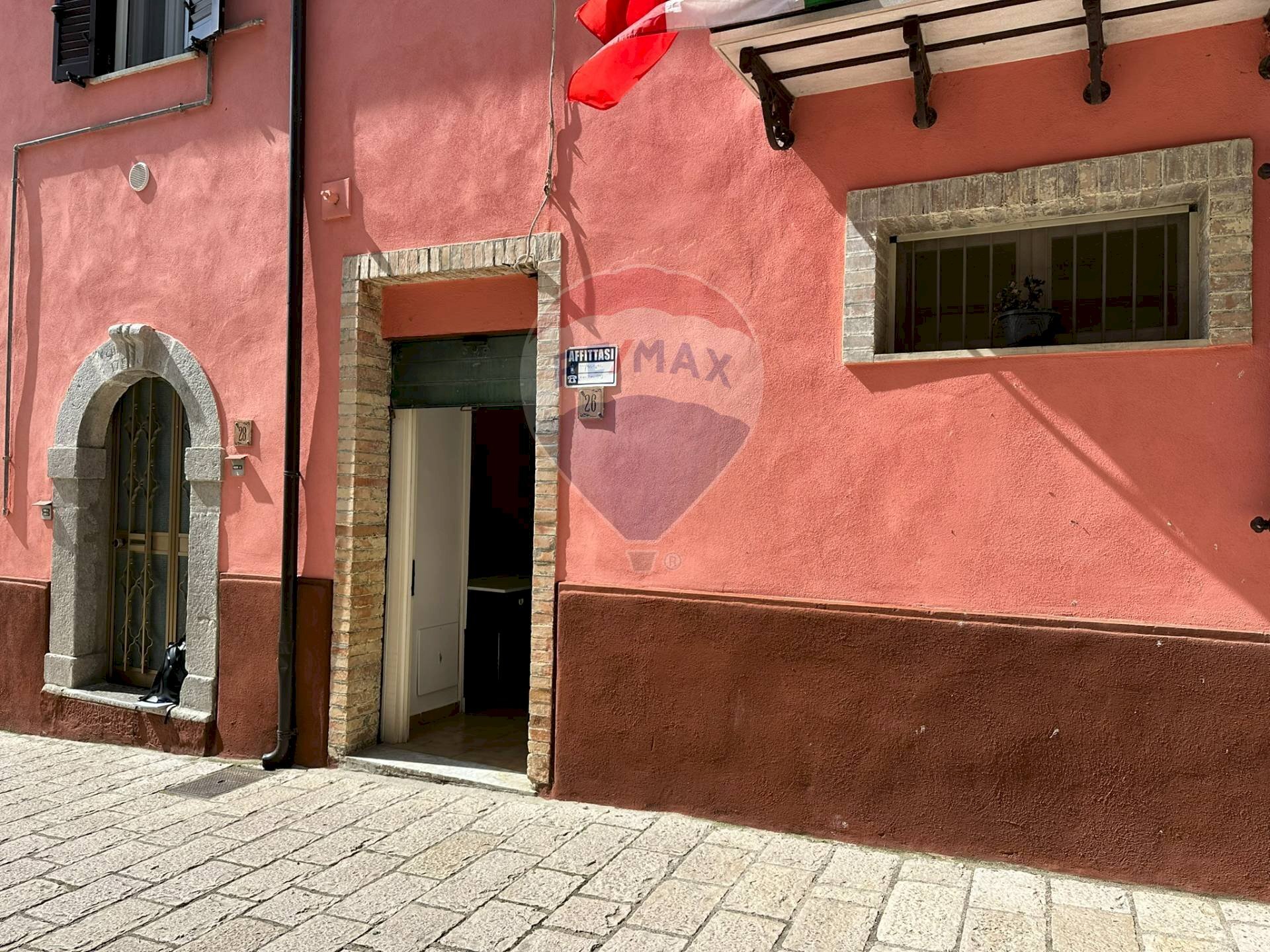 Edificio all\'aperto - Commercial Premises Corso John Fitzgerald Kennedy
26, Scapoli - photo 3