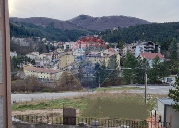 Vista delle montagne - Trilocale Via Roncone
 
1, Roccaraso - foto 16