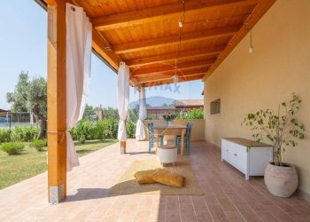 Terrazza - Villa Contrada Sterpari del Garda
 
22, Rocca San Giovanni - foto 12