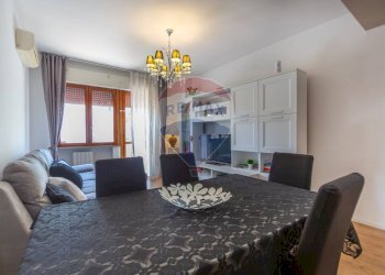 Sala da pranzo - Trilocale via degli Ernici
 
10, Chieti - foto 4