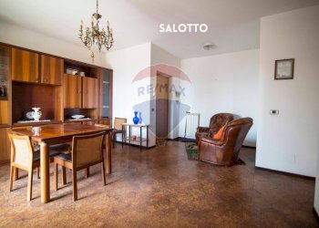 SALA DA PRANZO - Appartamento VIA GARIBALDI
 
53C, Roccastrada - foto 11