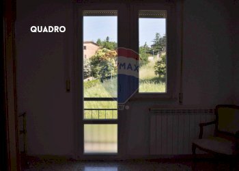 PORTA SUL BALCONE - Appartamento VIA DEL PORTONCINO, QUARTA TRAVERSA
 
3, Roccastrada - foto 37