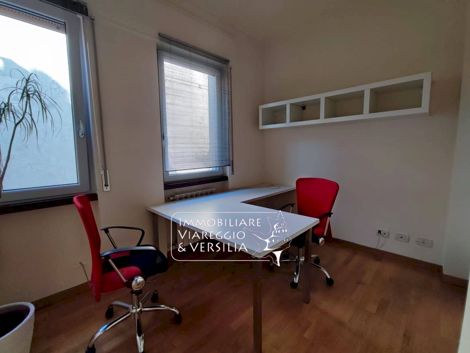 Foto 1 - Ufficio Viareggio - foto 1