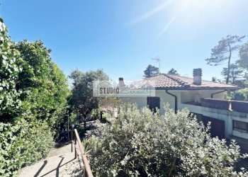 Foto 1 - Villa Via del Pezzigno
 
15, Camaiore - photo 1