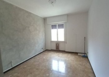 Camera da letto - Three-room apartment via Pontetto, 62, Ceriale - photo 13