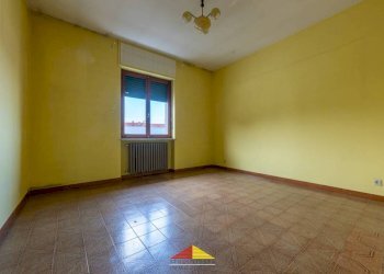 Camera da letto - Villa via Giovanni Fraire, 3, Revello - foto 17