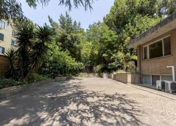 Cortile interno - Stabile - Palazzo via di Villa Belardi, 40, Roma - foto 4