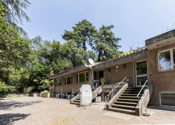 Cortile interno - Stabile - Palazzo via di Villa Belardi, 40, Roma - foto 5