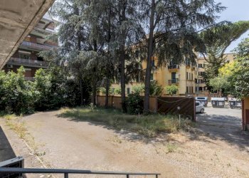 Giardino - Stabile - Palazzo via di Villa Belardi, 40, Roma - foto 9