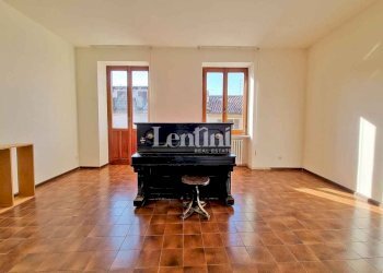 Salone - Stabile - Palazzo via Saletta, Casale Monferrato - foto 1