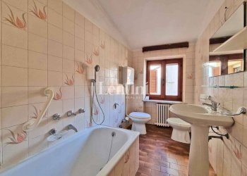 Bagno - Stabile - Palazzo via Saletta, Casale Monferrato - foto 14