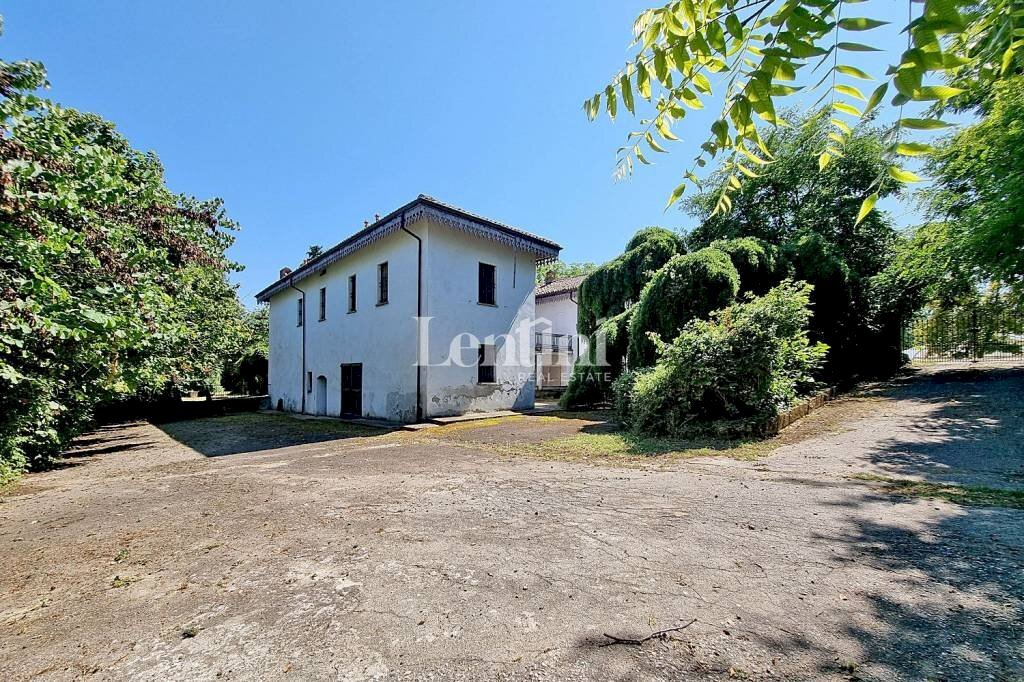 Facciata - Villa piazza Sant'Antonio, 1, Rosignano Monferrato - foto 2