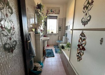 Bagno - Quadrilocale via Luigi Buzzetti, 2, Caronno Varesino - foto 14