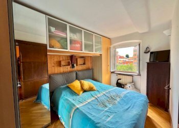 Camera da letto - Bilocale vico Condino, Genova (zona Pegli) - foto 7